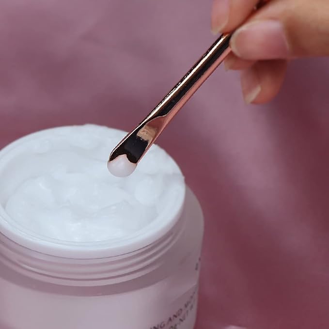 3 Pieces Zinc Alloy Makeup Spatula Eye Cream Spoon Beauty Scoop Mini Spoon Makeup Beauty Spoons Mini Cosmetic Skincare Spatula for Cream Lotions, Cylindrical Handle Type, Golden, Silver, Rose-Gold-VivaGrace Women