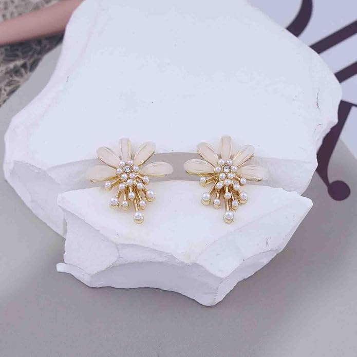 Vintage Flower Pearl Earrings Tiny Pearl Drop Earrings Enamel Flower Stud Earrings Gold Cluster Pearl Earrings Jewelry for Women-VivaGrace Women