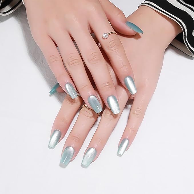 Light Blue Press On Nails Medium, Cat Eye Coffin Press On Nails with Crystal Glow Design, Fashion Gel Fake Nails, Reusable Coffin Fake Nails, Stick On Nails for Women, Crystal Frost