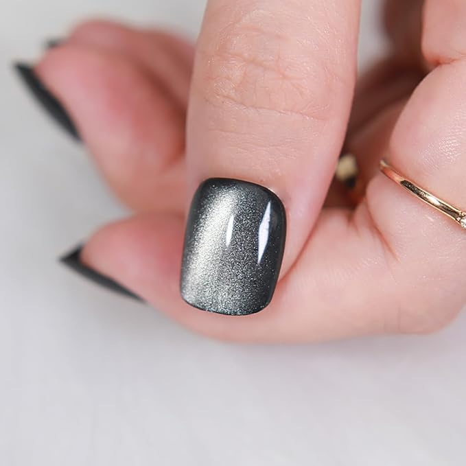 Cat Eye Short Square Press On Nails, Ethereal Glow in a Dewy Gray-to-White Gradient, Glossy Gel Finish Acrylic Nails Press Ons Short, Thick Natural Reusable Glue On Nails For Women, Dewy Grey