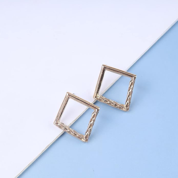 Vintage Hammered Square Drop Earrings Gold Hollow Square Earrings Metal Square Stud Earrings Minimalist Geometric Square Earrings Jewelry for Women-VivaGrace Women