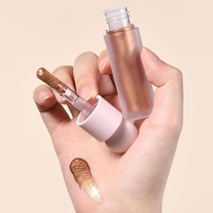 Liquid Highlighter Natural Glow For Face & Body, Waterproof Moisturizing Light Liquid Luminizer For Long Lasting Shimmer, Contour Highlighter Stick Easy to Apply with Cushion Applicator (#4 Candlelight)-VivaGrace Women
