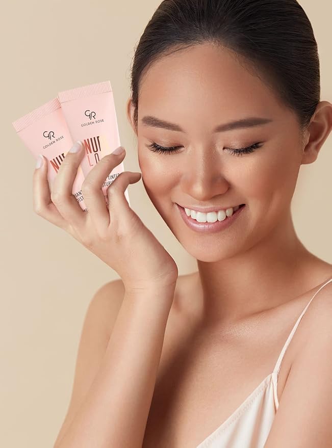 Golden Rose Radiant Tinted Moisturiser Oil-Free Glowy Tinted Moisturizer Foundation UV SPF 25 (MEDIUM TINT)-VivaGrace Women