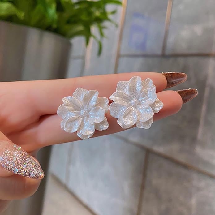 Unique Large White Flower Earrings Studs Vintage Acrylic Floral Petal Earrings Statement French Camellia Flower Earrings Studs Bridal Wedding Prom Earrings Jewelry for Women-VivaGrace Women