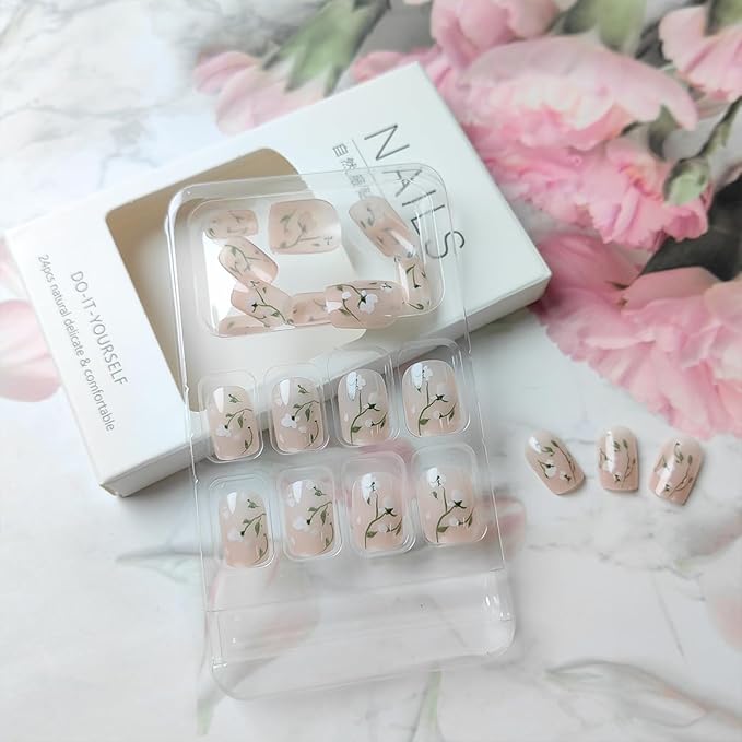 Flower Fake Nails Short Square Press on Nails Cute Acrylic Nails Cotton Flowers Glue on Nails Nude Full Cover Coffin False Nails Glossy Stick on Nails White Floral Nails for Women Manicure 24Pcs