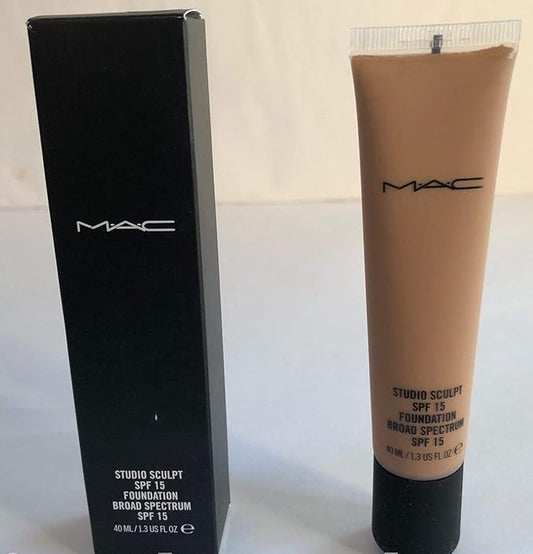 MAC Studio Sculpt SPF 15 Foundation NW40-VivaGrace Women