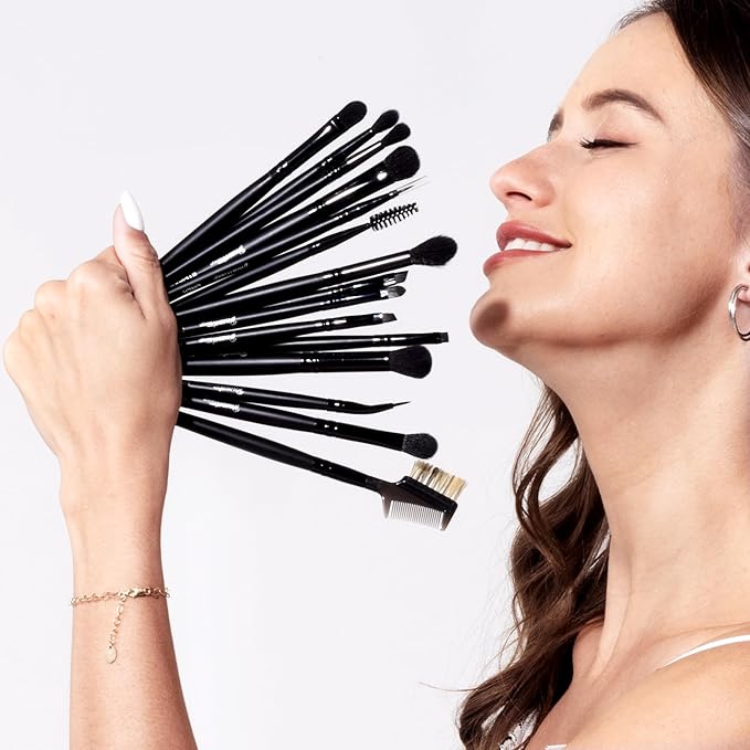 Bueart Design 15Pcs Professional Eyeshadow Brush Set For Eye makeup Blending,Brow grooming,Concealing,eyeshader, With premium ultra soft synthetic vegan Hair-VivaGrace Women