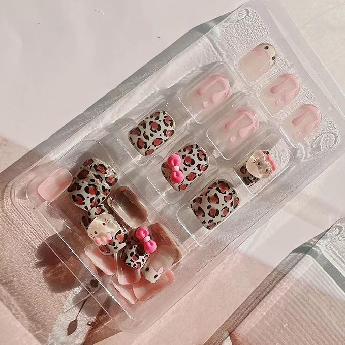 Cute Press on Nails Short Square Fake Nails with 3D French Cute Kawaii Design Leopard Pink Press ons Cartoon Nail Tip Artificial Acrylic Nail Cute False Nails for Women Girls Manicure 24Pcs