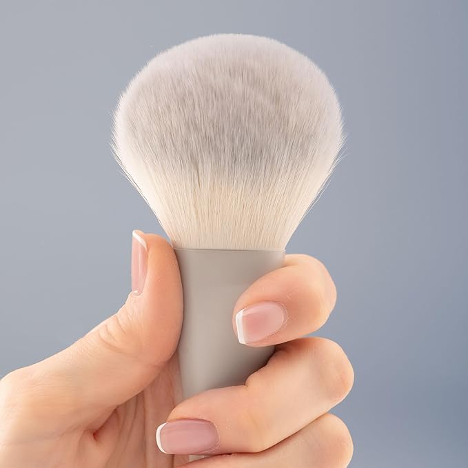 Snow Fox Skincare Fox Tail Loose Powder Brush for Fast Powder Application-VivaGrace Women