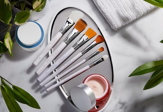 Sigma Beauty S20 Eye Cream Skincare Brush – Skincare Tool for Applying Skincare Products to Face and Skin, Gentle Eye Cream Brush Applicator for Eye Creams and Eye Makeup Primer (1 Pc)-VivaGrace Women