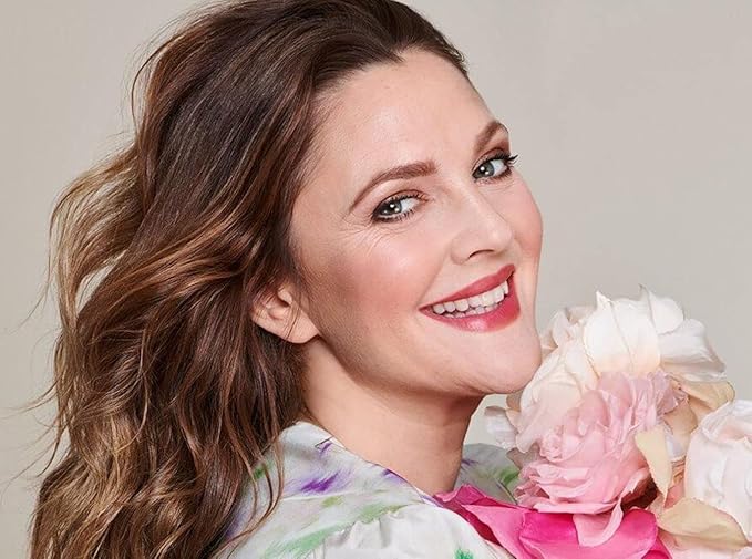 FLOWER Beauty By Drew Barrymore Chill Out Smoothing Color Correcting Cream - Conceals + Brightens Dark Circles - Hydrates + Moisturizes Skin - Makeup Infused With Vitamin E + Jojoba (Deep Peach)-VivaGrace Women