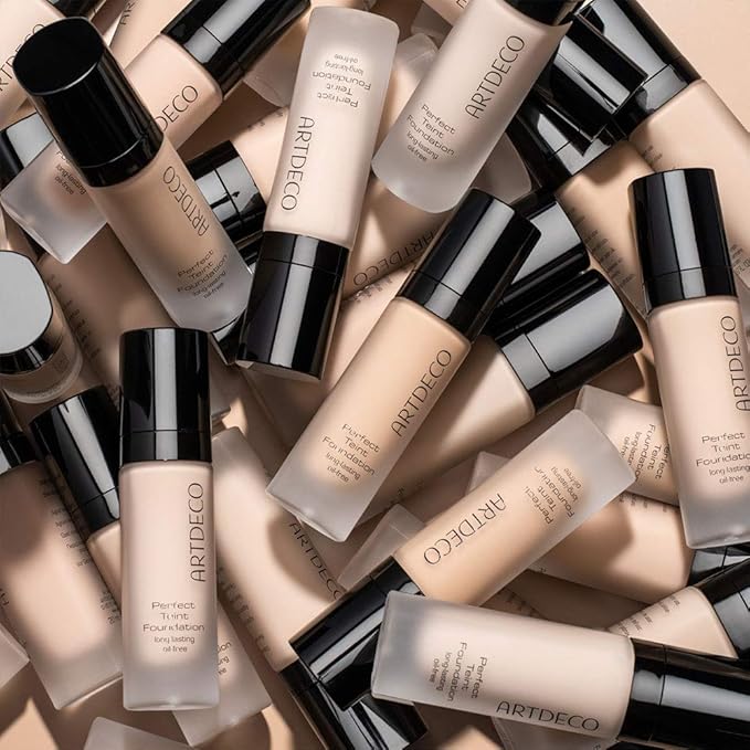 ARTDECO Perfect Teint Foundation - Cool Cashew N°32 - Lightweight Liquid Formula - Medium to Full Coverage - Without Mask-Like Effect - Conceals Imperfections - Vegan Makeup - Hyaluron - 0.67 Fl Oz-VivaGrace Women