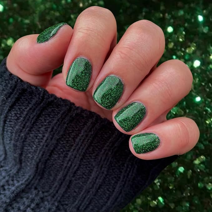 KQueenest Glitter Green Press on Nails Short Square, Long Lasting Sparkly Shiny Fake Nails Cute, Glue on Nails Short, Spring Summer Bling False Nails for Women Manicure, 24 Pcs