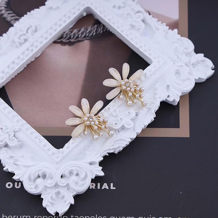 Vintage Flower Pearl Earrings Tiny Pearl Drop Earrings Enamel Flower Stud Earrings Gold Cluster Pearl Earrings Jewelry for Women-VivaGrace Women