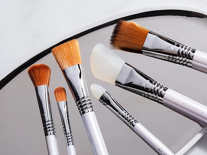 Sigma Beauty S20 Eye Cream Skincare Brush – Skincare Tool for Applying Skincare Products to Face and Skin, Gentle Eye Cream Brush Applicator for Eye Creams and Eye Makeup Primer (1 Pc)-VivaGrace Women