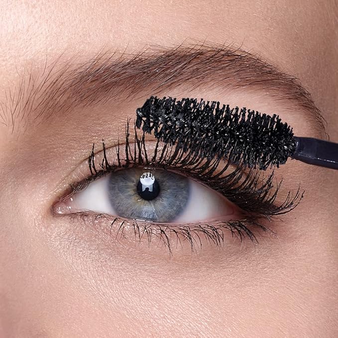 Maybelline Volum' Express The Falsies Washable Fiber Mascara, Volumizing and Separating Make Up Formula, Very Black, 1 Count