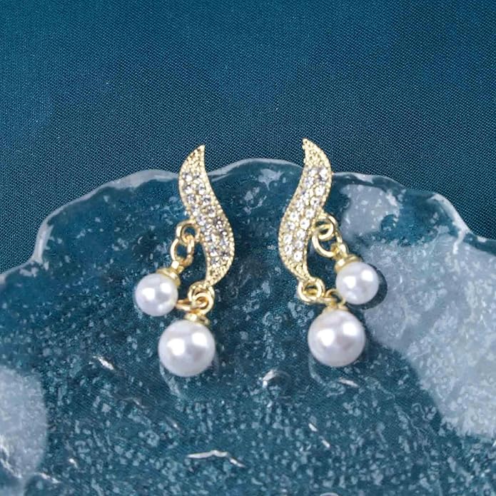 Vintage Crystal Pearl Drop Earrings Sparkly Leaf Earrings Rhinestone Pearl Dangle Earrings Gold Cz Spiral Leaf Earring Jewelry for Women-VivaGrace Women