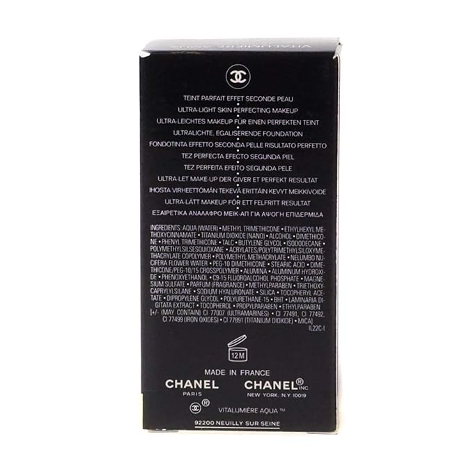 Chanel Vitalumiere Aqua Ultra Light Skin Perfecting Makeup SPF 15-30 ml, No.40 Beige-VivaGrace Women