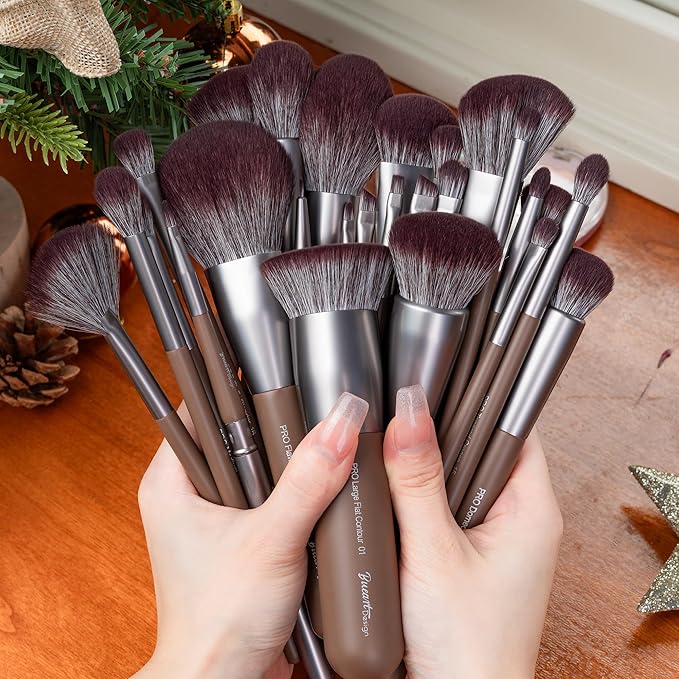 Bueart Design 26 Pcs Chocolate-colored Gift Makeup Brushes Set with Extra Large Holder,Elegant Make up Brushes for Foundation,Face Blending Powder, Contour, Highlight, Concealer, Eyeshadow-VivaGrace Women
