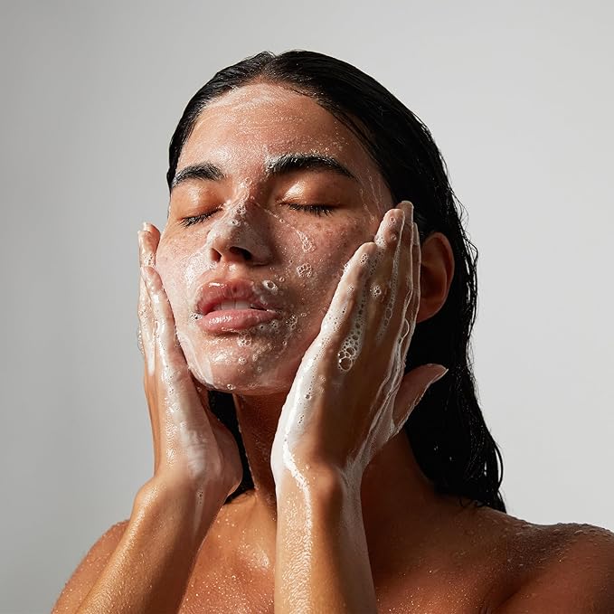 OUAI Detox Facial Cleanser - Deep Cleansing Face Wash with Glycolic Acid, Niacinamide & PHA - Removes Sweat, Dirt & Oil Without Drying - Gentle Face Cleanser for Post-Workout (7.8 Fl Oz)-VivaGrace Women