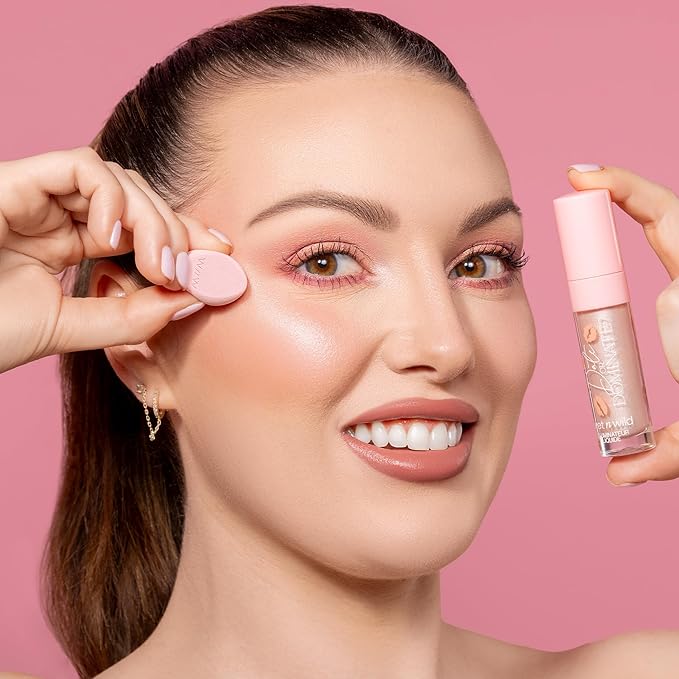 wet n wild Date Or Dominate Liquid Highlighter & Sponge Set-VivaGrace Women