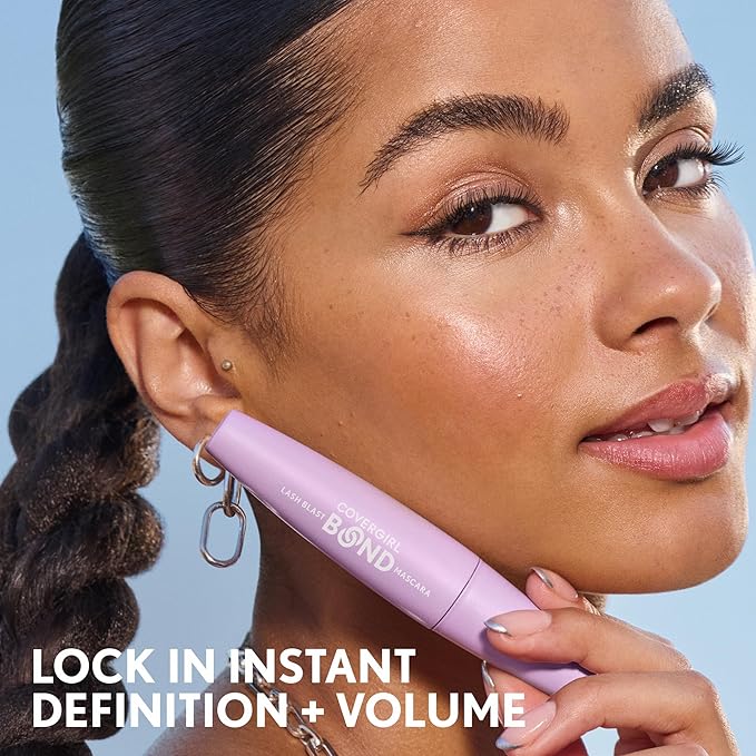 COVERGIRL Lash Blast Bond Volume Mascara - 820 - Extreme Black Waterproof, Bonding Complex to Condition & Nourish Lashes, Smudge-Proof, Clump-Free, Volumizing, Vegan Formula