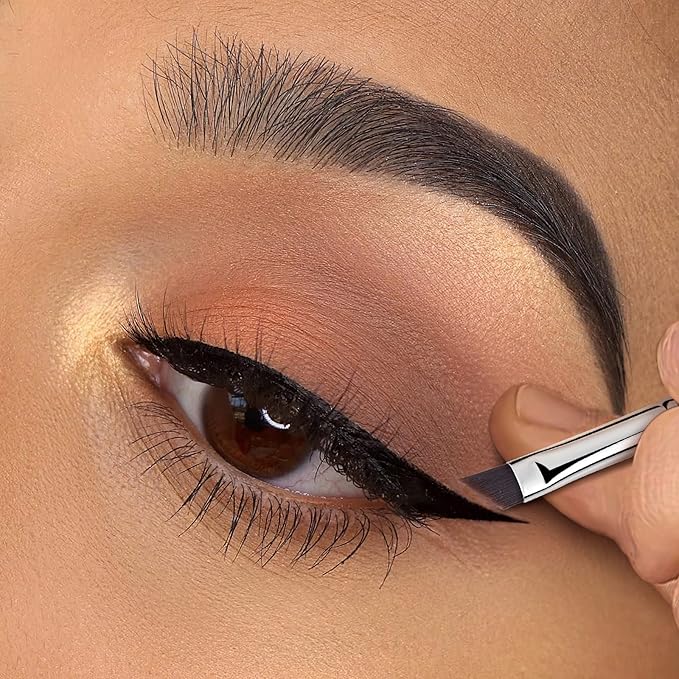 Eyeliner Brush Fine Angled - PRO Precision Gel Eye Liner Makeup Brush -Ultra Thin Slanted Flat Angle - Premium Cruelty Free Synthetic Bristles (E835)-VivaGrace Women