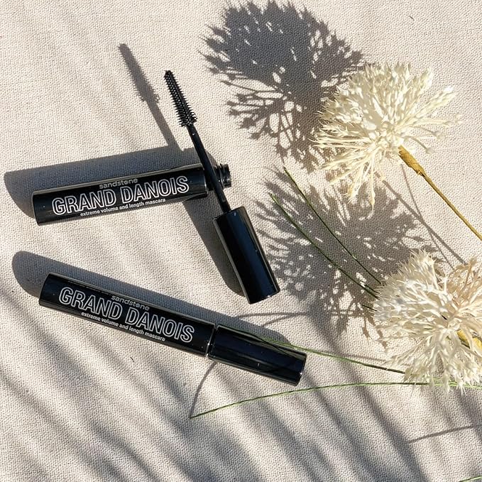 Hypoallergenic Mascara Sensitive Eyes - Smudge-Proof, Sweatproof, Lengthening Mascara for Maximum Volume and Length - Vegan, Non Toxic Mascara (Brown, 9 ml)