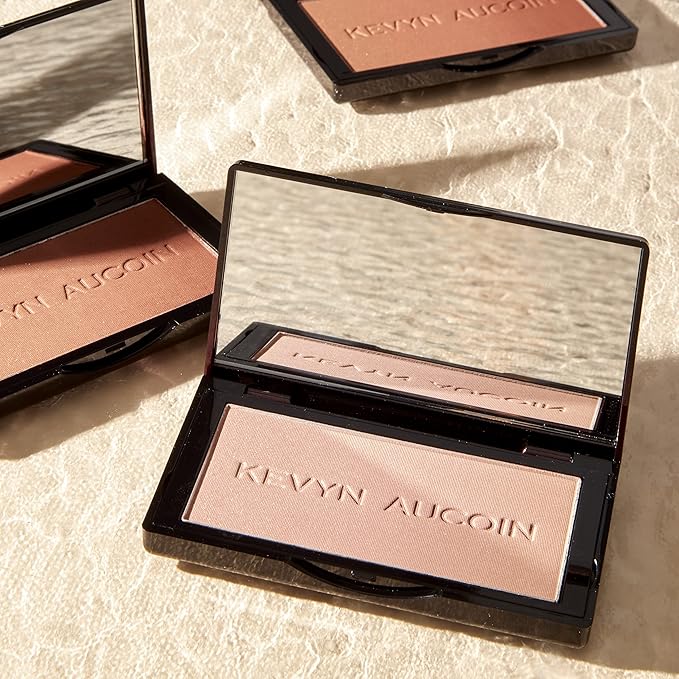 Kevyn Aucoin The Neo-Bronzer, Sunrise Light: 3 in 1 makeup palette. Highlighter, blush & bronzer in one smooth gradient makeup compact. Shimmer & matte in light, medium & deep. Sun-kissed to bronzed.-VivaGrace Women