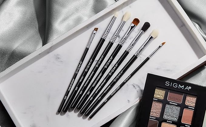 Sigma Beauty E38 Diffused Crease Brush - Blending Brush For Corner Eyelids - Eyeshadow Application and Fluffy Blending Brush - Apply Pigment and Blend Harsh Lines-VivaGrace Women