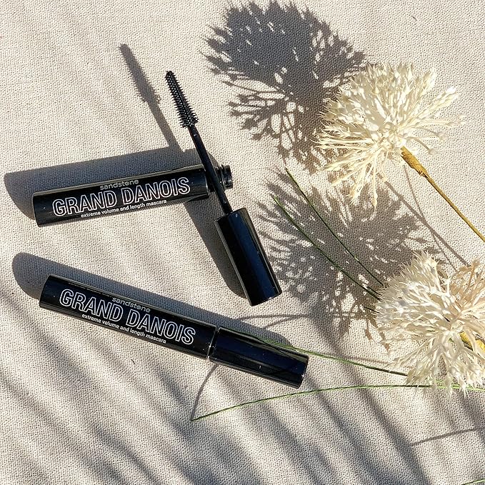 Hypoallergenic Mascara Sensitive Eyes - Smudge-Proof, Sweatproof, Lengthening for Maximum Volume and Length - Vegan and Non Toxic