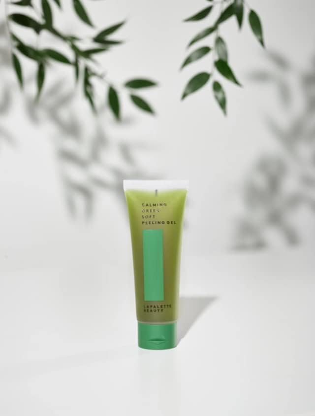 beauty Calming Green Soft Peeling Gel. Mild, Waterful Cleanser, 100ml / 3.38 fl. oz. / Hydration, Exfoliating, Deep Cleansing, Glowing, Cruelty-Free, Paraben-Free, Korean Skin Care