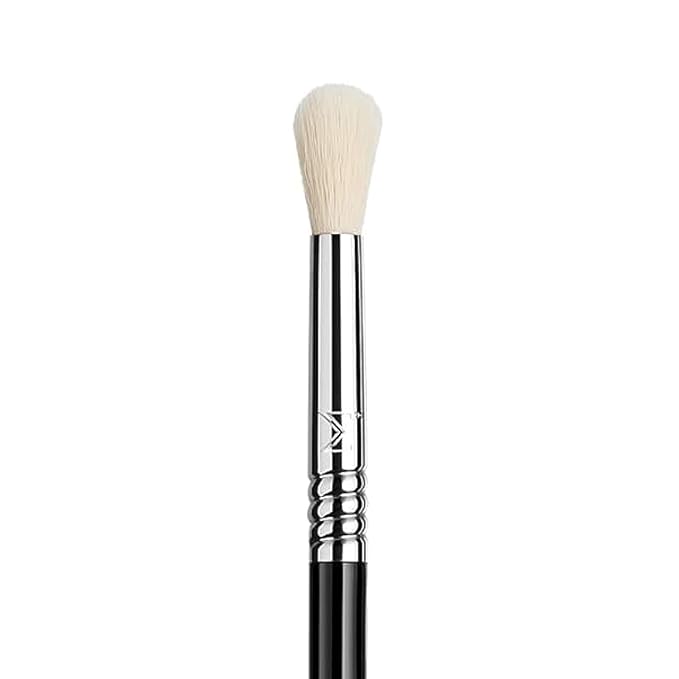 Sigma Beauty Professional E35 Tapered Blending Brush – Professional Eyeshadow Brush for Precision Eyeshadow Blending, Softens Dramatic Edges & Harsh Lines for a Well Blended Effect (1 Brush)-VivaGrace Women