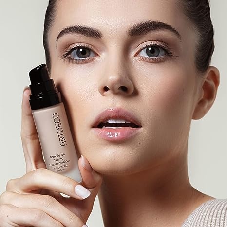 ARTDECO Perfect Teint Foundation - Gentle Ivory N°08 - Lightweight Liquid Formula - Medium to Full Coverage - Without Mask-Like Effect - Conceals Imperfections - Vegan Makeup - Hyaluron - 0.67 Fl Oz-VivaGrace Women
