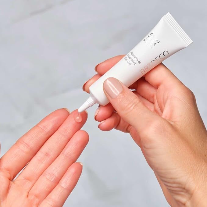 ARTDECO Hyaluronic Intensive Eye Gel - hydrating gel for eyes - reduces fine lines, wrinkles, imperfections & signs of tiredness - long-lasting effect - facial skin care products - eye cream - 0.50 Oz-VivaGrace Women
