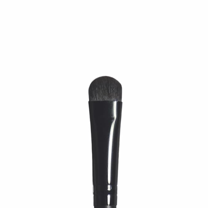 e.l.f. Eyeshadow "C" Brush, Curved Eyeshadow Brush For Blending & Diffusing, Helps Create The Perfect Smoky Eye, Vegan & Cruelty-Free-VivaGrace Women