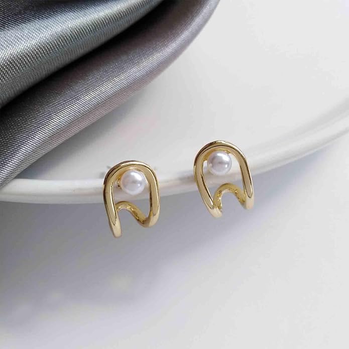Vintage Pearl Claw Earrings Pearl Claw Stud Earrings Gold Circle Earrings Minimal Pearl Earrings Jewelry for Women-VivaGrace Women