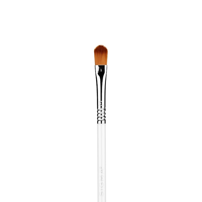 Sigma Beauty S20 Eye Cream Skincare Brush – Skincare Tool for Applying Skincare Products to Face and Skin, Gentle Eye Cream Brush Applicator for Eye Creams and Eye Makeup Primer (1 Pc)-VivaGrace Women