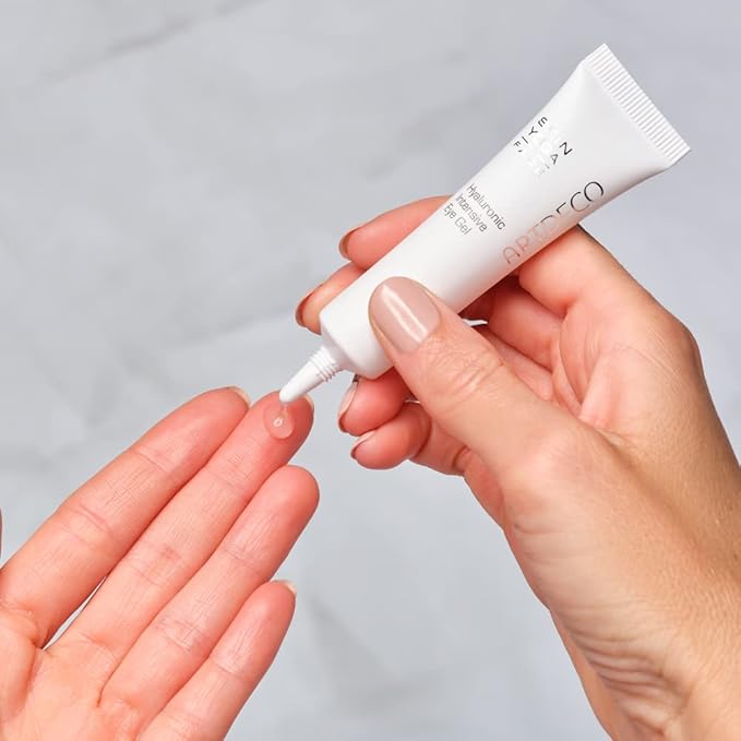 ARTDECO Hyaluronic Intensive Eye Gel - hydrating gel for eyes - reduces fine lines, wrinkles, imperfections & signs of tiredness - long-lasting effect - facial skin care products - eye cream - 0.50 Oz-VivaGrace Women