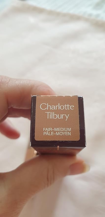 Charlotte Tilbury Hollywood Contour Wand Light-Medium-VivaGrace Women