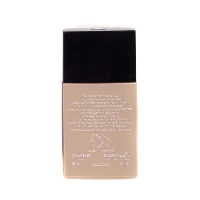 Chanel Vitalumiere Aqua Ultra Light Skin Perfecting Makeup SPF 15-30 ml, No.40 Beige-VivaGrace Women