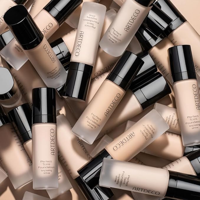 ARTDECO Perfect Teint Foundation - Light Bisque N°16 - Lightweight Liquid Formula - Medium to Full Coverage - Without Mask-Like Effect - Conceals Imperfections - Vegan Makeup - Hyaluron - 0.67 Fl Oz-VivaGrace Women
