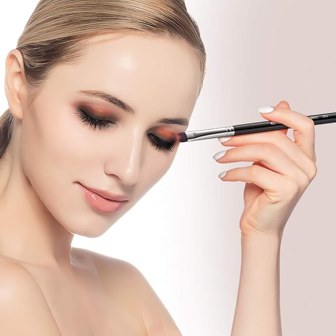 Curved Smudge Eyeshadow Brush, EIGSHOW Small Round Top Blending Eye Shadow with Synthetic Bristles for Smokey Cat Eye Makeup (E832)-VivaGrace Women