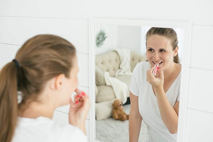 Mambino Organics Kissable Lip Balm, Moisturizing Glossy Vegan Lips, Juicy Red Grapefruit, 7 g-VivaGrace Women