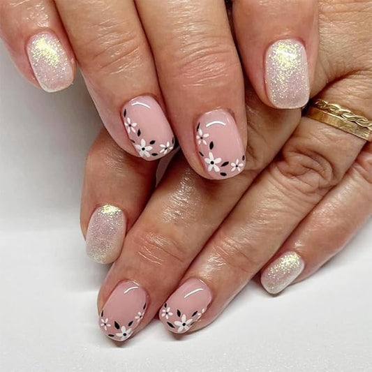 24Pcs Flower Press on Nails Short Square Fake Nails with Gold Designs Nude Pink Gradient Fake Nails Cute Flower Artificial Nails Spring Glue on Nails Acrylic Nails for Women