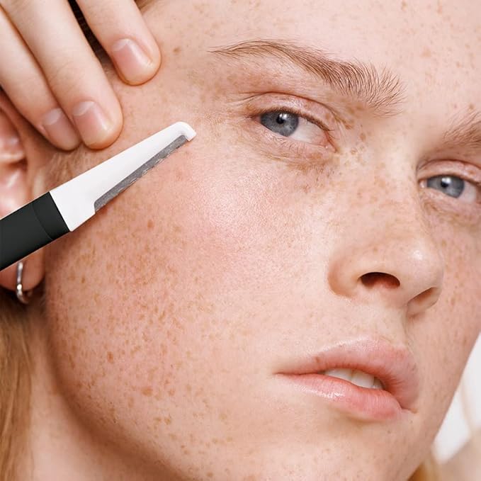 Versed Skin Reset Holiday Kit - Complexion Reset System - Contains Pore Refining Just Breathe Clarifying Serum & Dermaplaning Tool for Peach Fuzz + Facial Exfoliation (2 Pieces)-VivaGrace Women