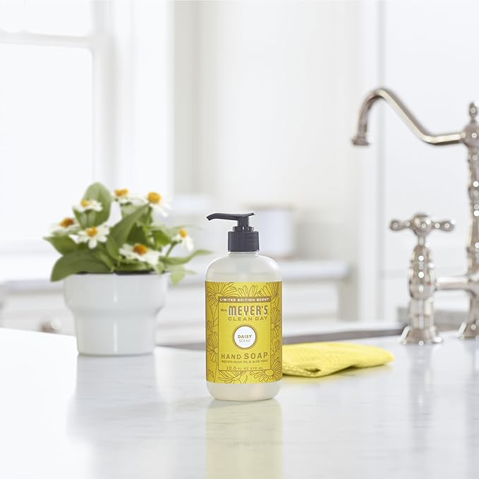 MRS. MEYER'S CLEAN DAY Liquid Hand Soap, Daisy Scent, 12.5 Ounce Bottle (Pack of 3)