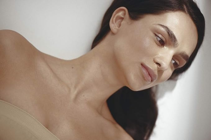 Henné Organics Luxury Lip Balm V2 - Natural and Organic Moisturizer - 0.15 Ounce Stick-VivaGrace Women