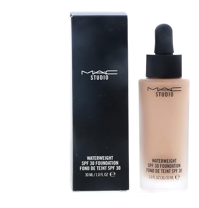 MAC Studio Waterweight Spf 30 Foundation NC30-VivaGrace Women