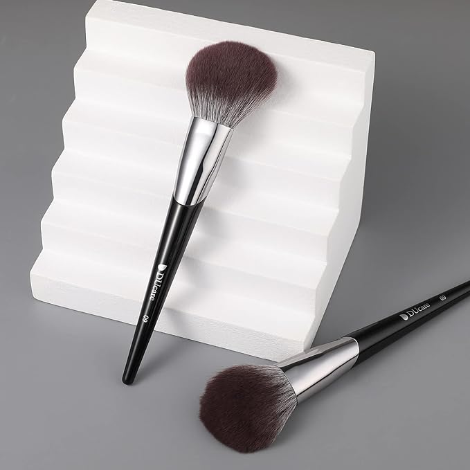 DUcare Powder Brush for Loose Powder - Fluffy Makeup Brushes with Soft Synthetic Bristles for Setting Powder/Blush/Highlighter, Large Face Makeup Brush for Flawless Application-VivaGrace Women